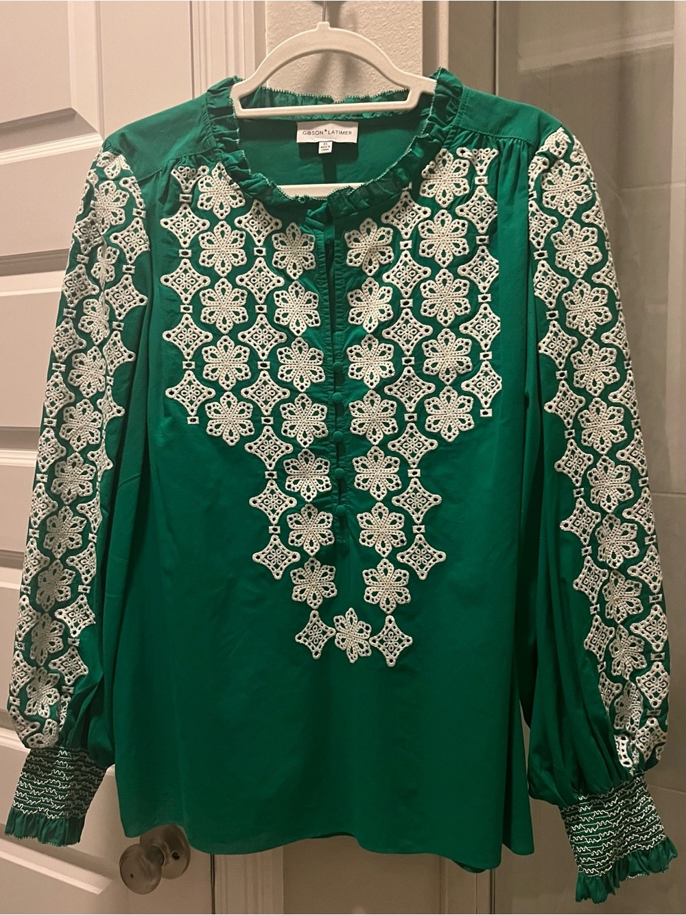 Gibson Latimer Emerald Green Embroidered Peasant Top